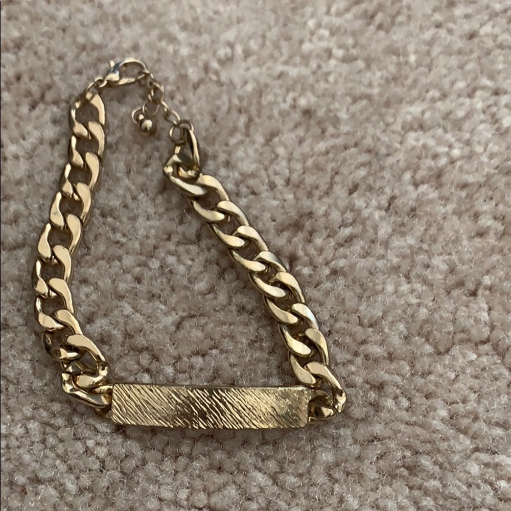Gold bracelet